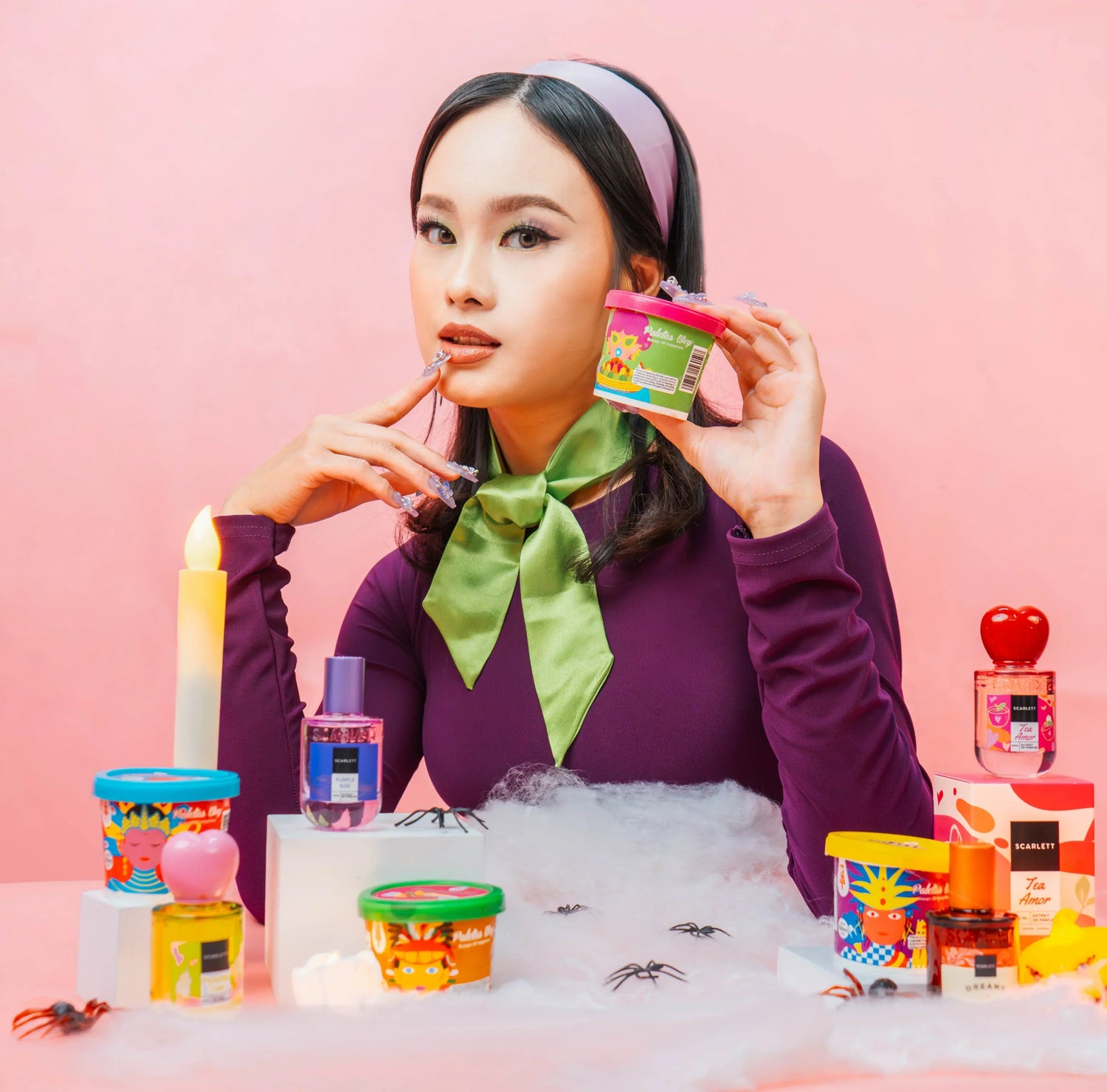 Kolaborasi Segar Paletas Wey Bersama Scarlett Parfume